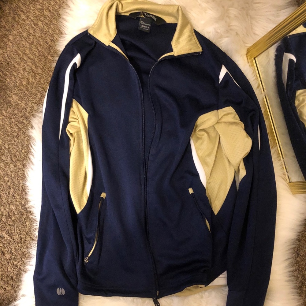 Holloway jacket.Snow canyon warrior volleyball